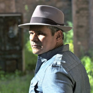 FOTO 2 JIVM Sou fruto do delírio e do improviso 300x300 - A ESTRADA E A ESTRELA: Entre a estrada e a estrela &eacute; uma novidade surpreendente, por Fernando Py