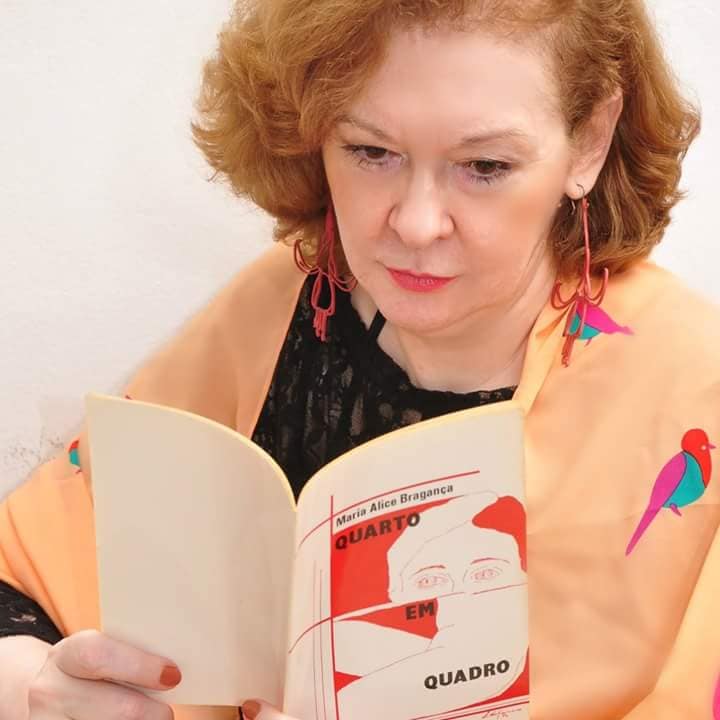 Leitura - "Um ruído despe a fresta da janela" - Três poemas de Maria Alice Bragança