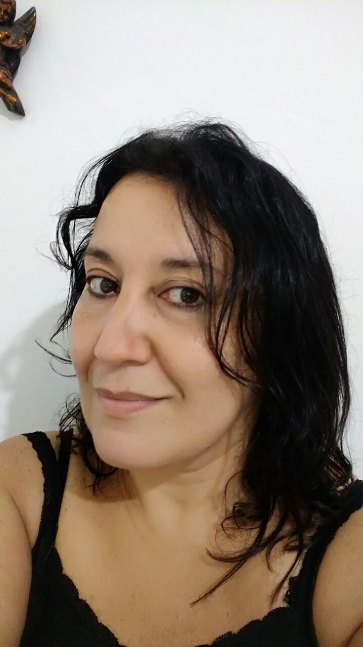 marimari - "a chuva caía como vestidos enfadonhos pela existência" - Três poemas de Marilene Vieira